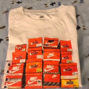 Nike shirt never worn